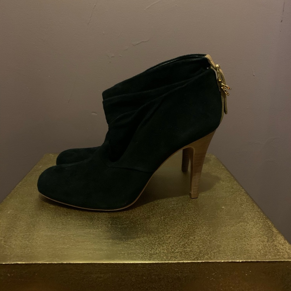 Tory Burch Black Suede Leather Booties Size 9